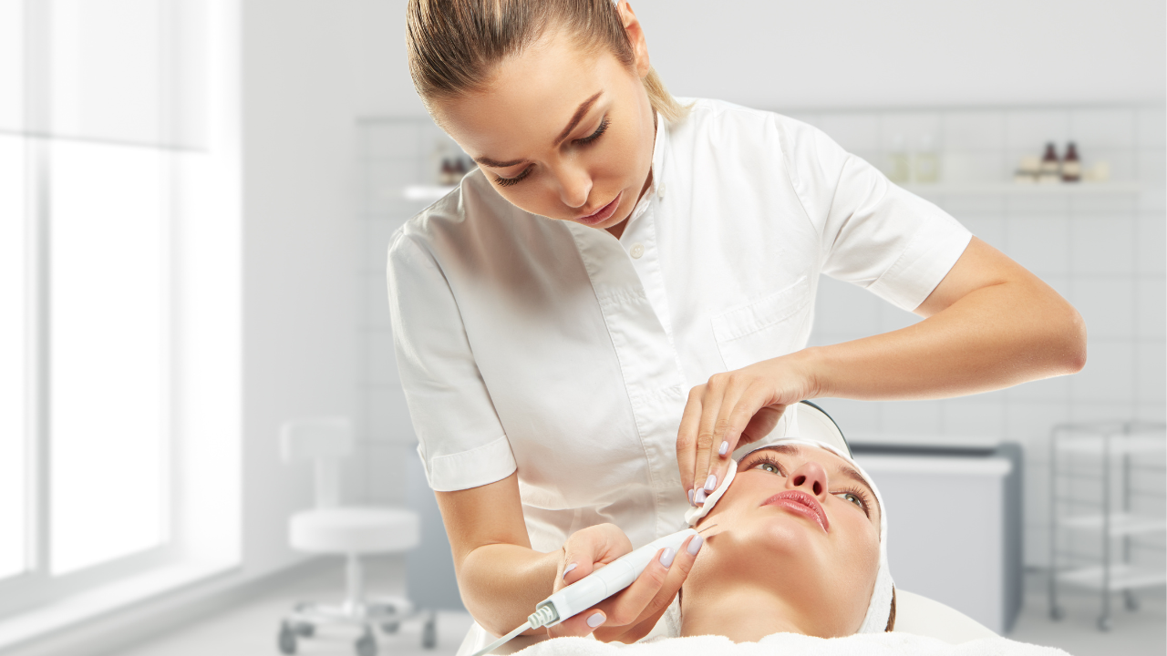 O que é a Mesoterapia e quais os benefícios para a pele?